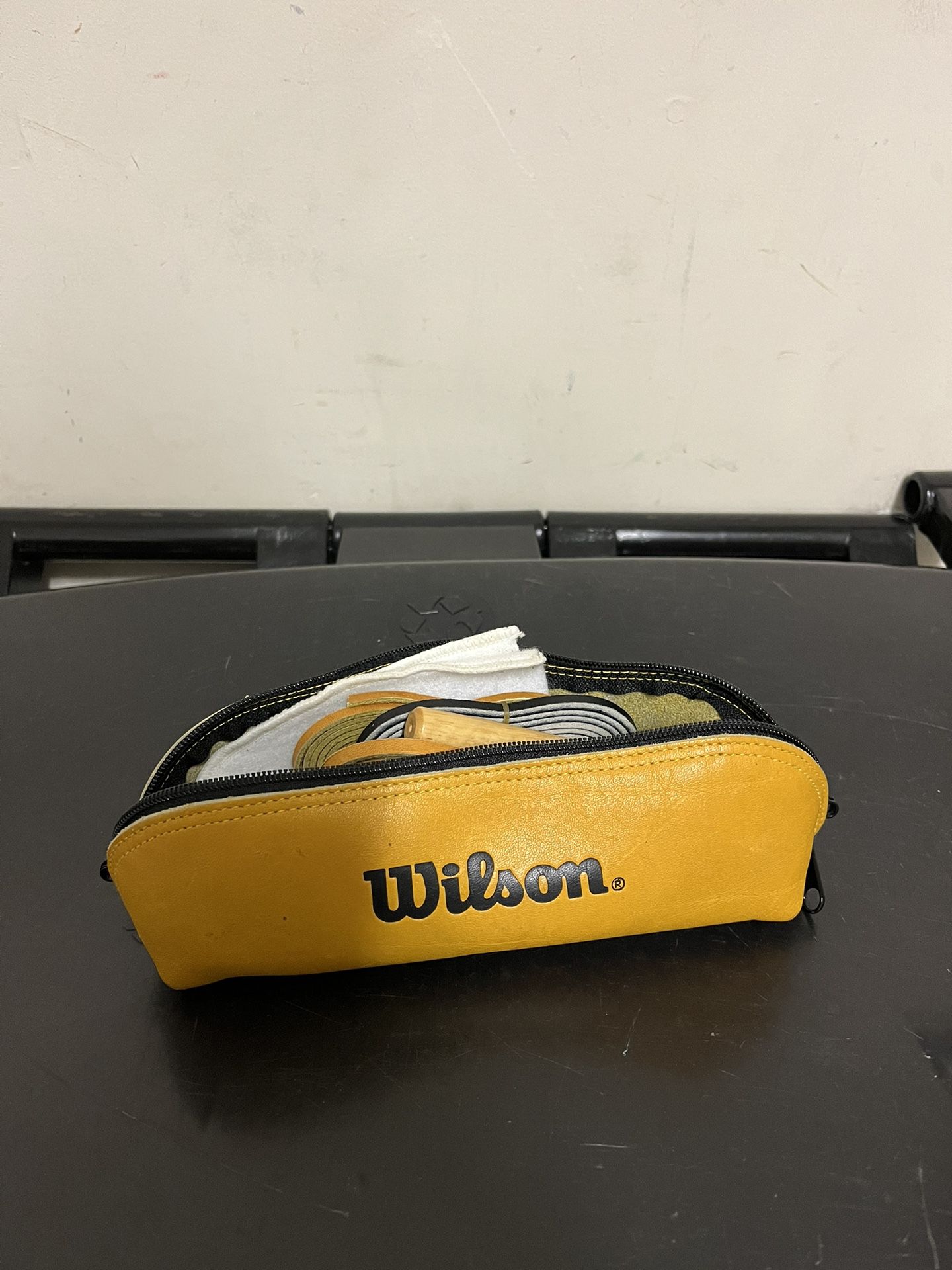 Wilson re-lace kit 
