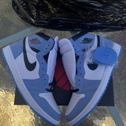 Jordan 1 High Unc