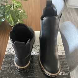NEW Black Leather Kenzie Boots