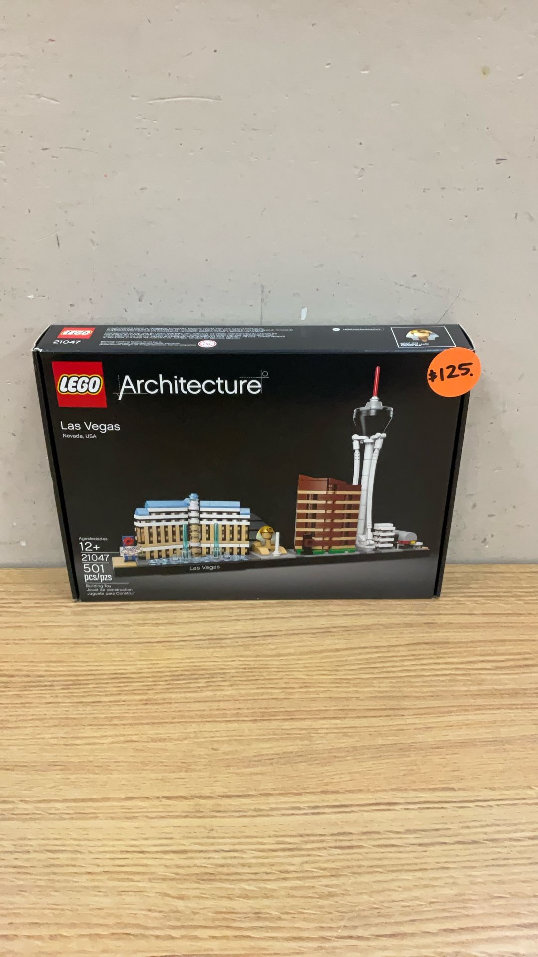 LEGO ARCHITECTURE 21047 LAS VEGAS NEVADA, USA.