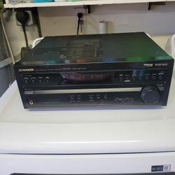 Pioneer AV Multi-Channel Receiver VSX-D457 Tested

