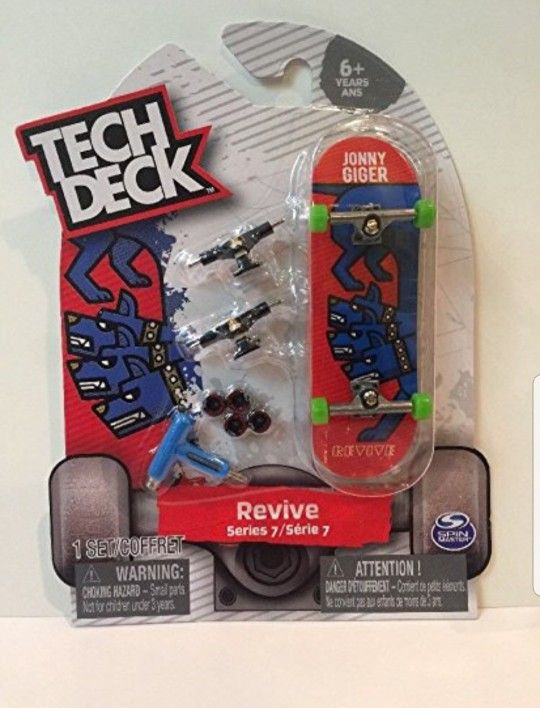 Tech Deck Ultra Rare Revive Jonny Giger Fingerboard toy