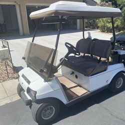 Great Condition 1998 Club Car Golf Cart.
