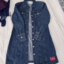 Calvin Klein Jeans Large 