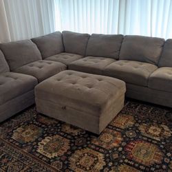 Sectional Couch 