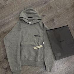 ESSENTIALS HODDIES 100% ORIGINAL