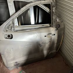 2020 Chevy Silverado Door