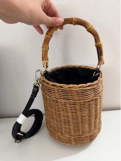 Zara Wicker Bucket Bag with Bamboo Handle – Like New