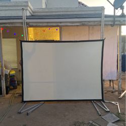  Projection screen with Adjustable Frame 6”8 And Sanyo Projector