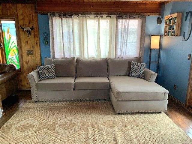 2pc American Made Sectional