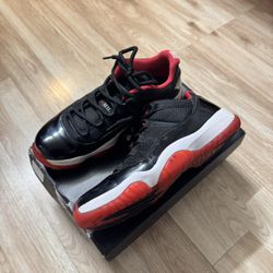 Jordan 11 Retro Low Bred (2015) 
