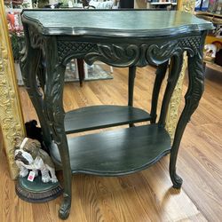 Vintage green carved wood entry hallway accent table 25”x13” x 31”