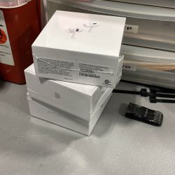 AirPod Pros Gen 2 (Unsealed)