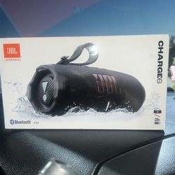 JBL Charge 6