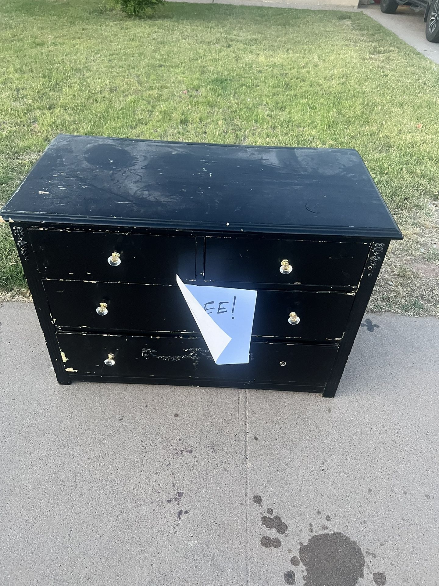 Free Dresser