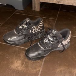 Black Lamelos Size: US 8