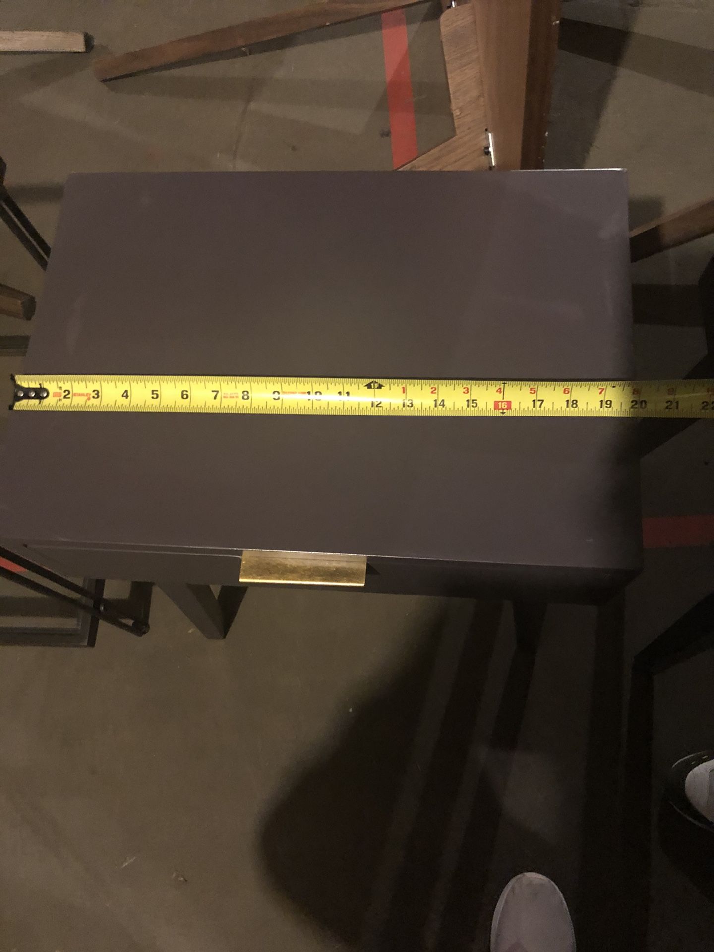 Two end tables for Sale in Chicago, IL OfferUp