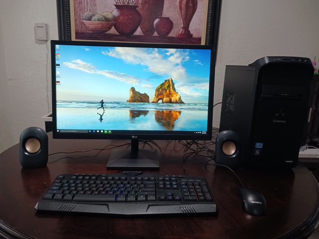 Gateway desktop Computer. windows 10. Good Working Condition. Intel Core i3 processor. 1 Tb Hard Drive. vlc DVD Reader. monitor LG 24 inches.
