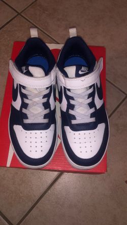Nike shoes youth