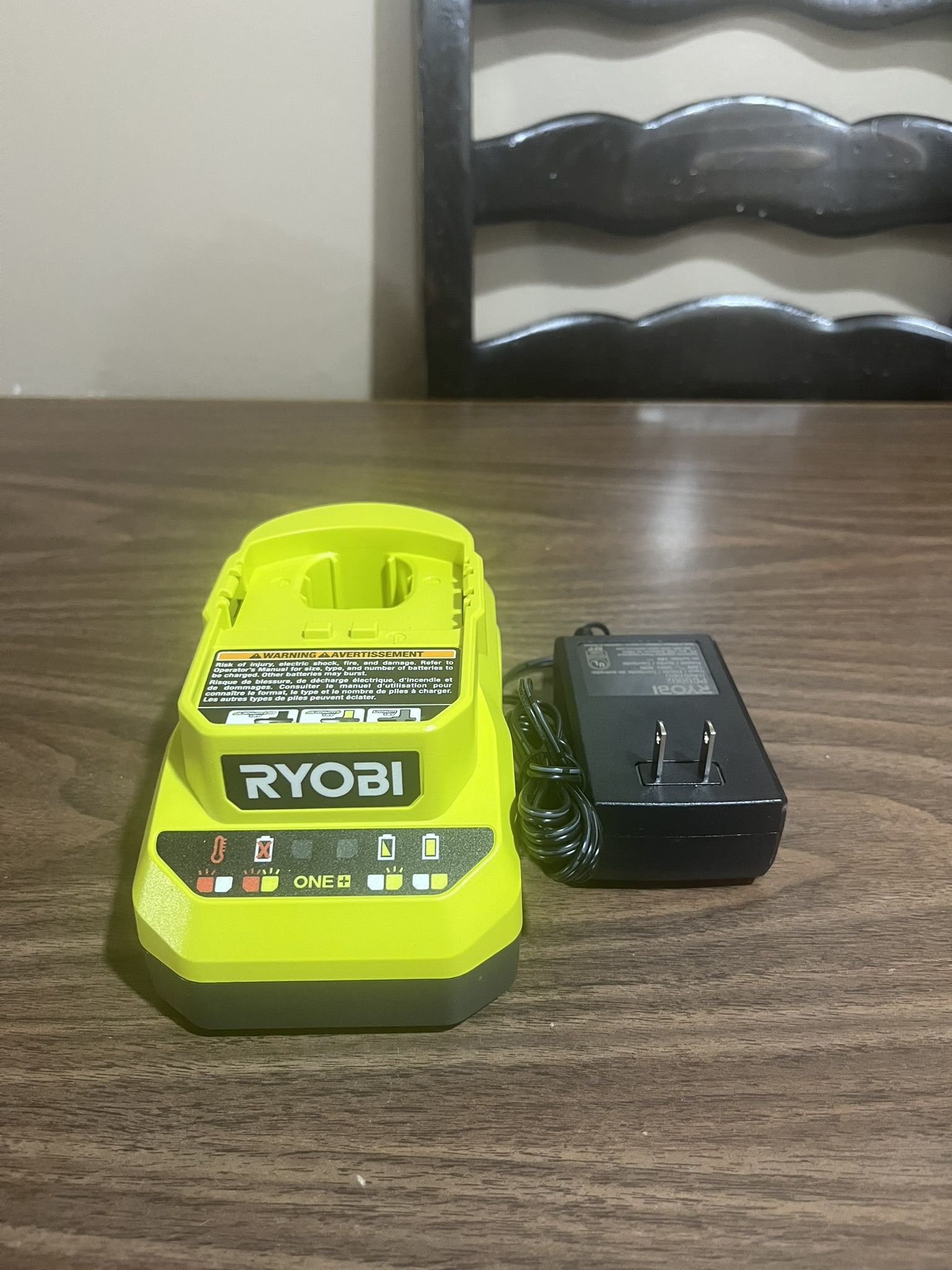 Ryobi 18v ONE+ Charger