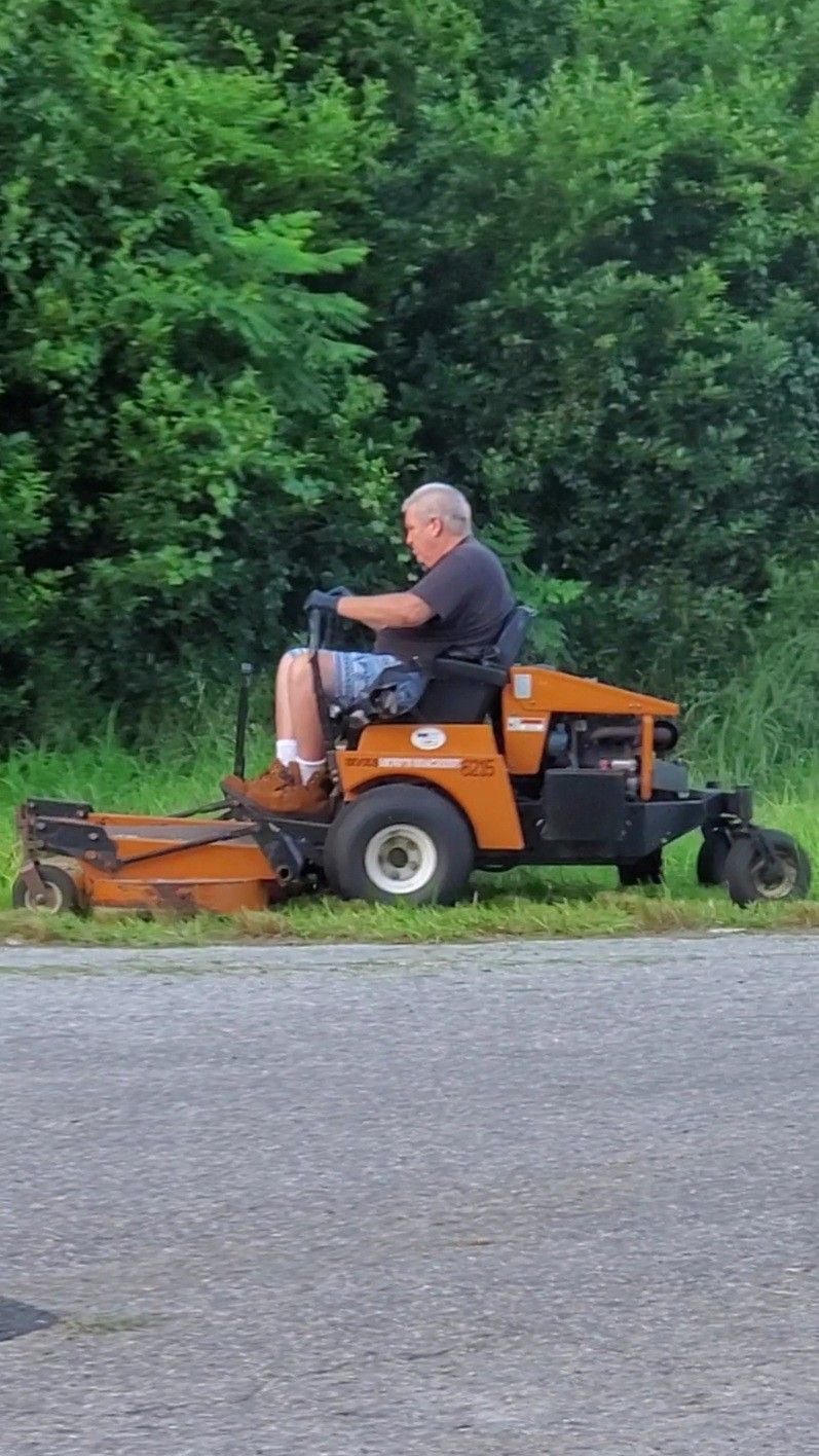 Woods Mow'n Machine, Model 6215