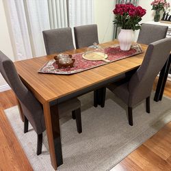 Dinning table set of 7