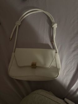 Women purse mint condition
