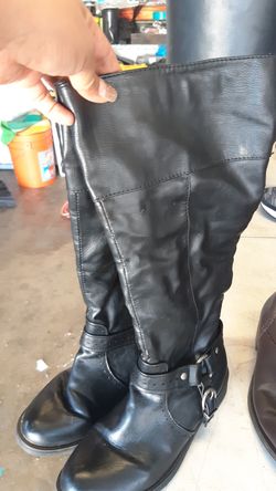 Women boots size 6 & 61/2