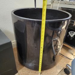20" Large Gainey Black Planter