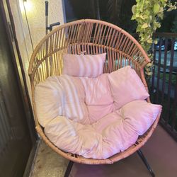 Egg Chair 