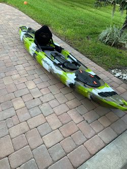 Feelfree Moken 12.5 kayak