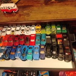 Hot Wheels Exotic DIECAST LOT OF 40