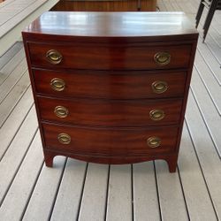 Heritage Henredon Dresser