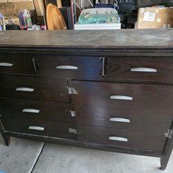Dresser Double 