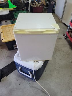 Mini Fridge