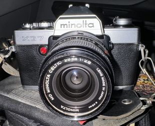 Minolta Xg7 Camera With 2 Extra Lens And Electroflash