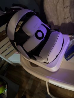 Meta Quest 3S VR Headset With elite head strap and battery