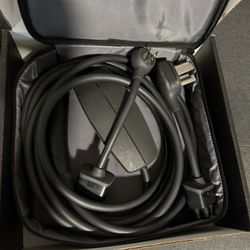 Tesla Mobile Connector