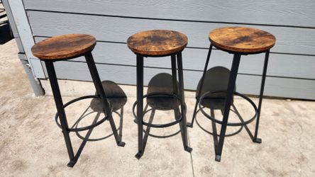 Metal bar stools