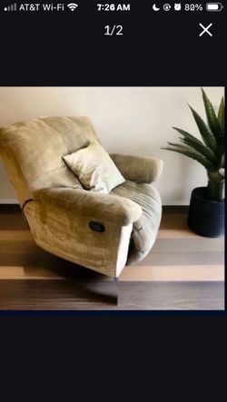 ## **Comfortable Plush Recliner / Lounger