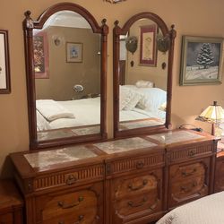 Beautiful 9 Drawer Dresser with 2 Mirrors