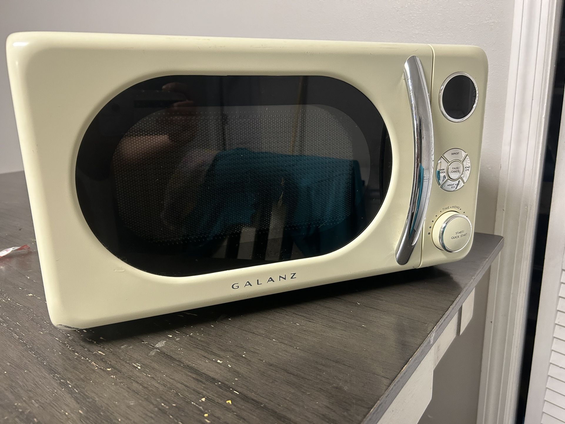 Galanz Microwave 