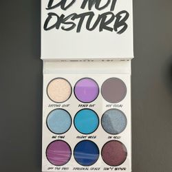 BH cosmetics /Revolution Eye Shadow pallete