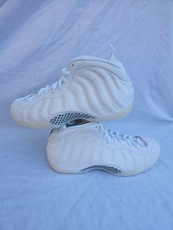 Size 12- Nike Air Foamposite One Triple White
