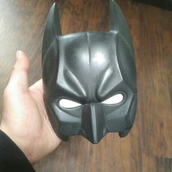 The Dark Knight Cowl DVD