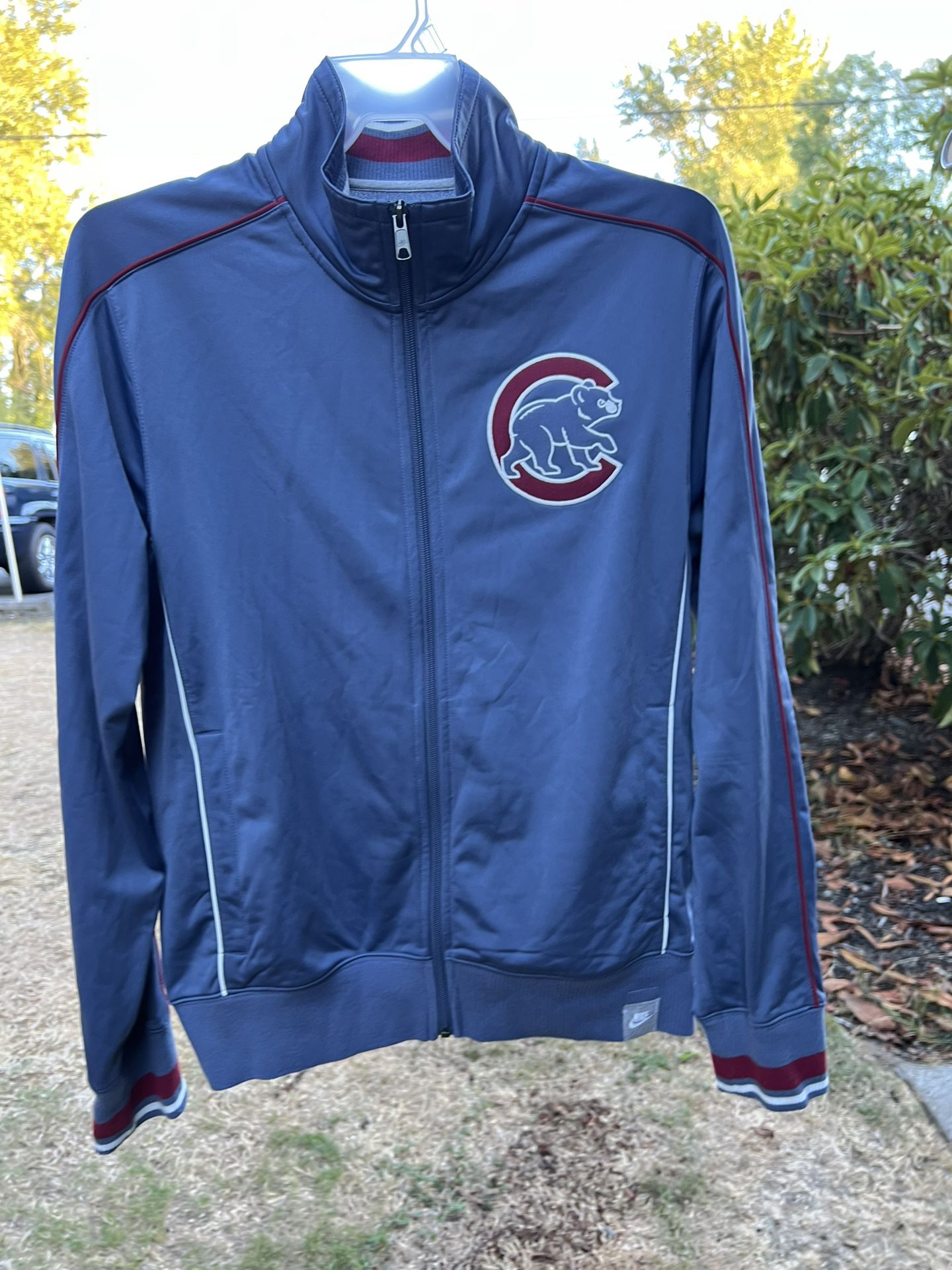 nike cubs jacket for Sale in Lake Stevens, WA - OfferUp