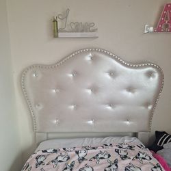 Twin Size Bed And Mattress