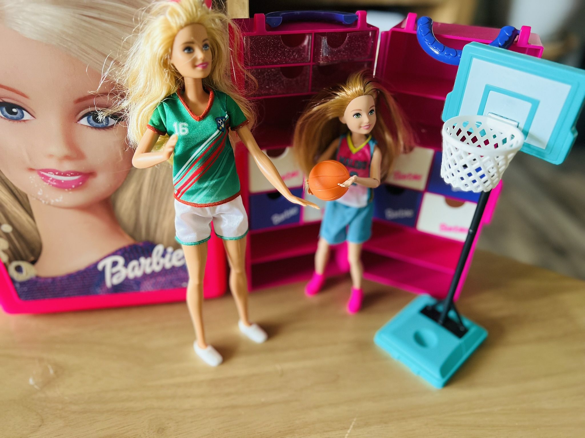 🎀 Barbies + 👠 Shoes + 💃 Clothes + Accessories 🎀