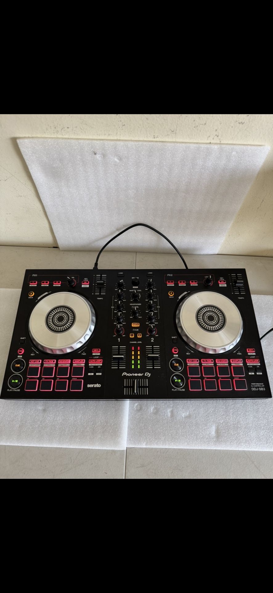 PIONEER DDJ-SB3 DJ CONTROLLER EXELLENT CONDITION + USB CABLE 