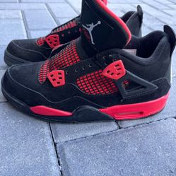 Jordan 4 “Red Thunders”